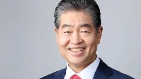 World Energy Council Chair, Younghoon David Kim, addresses 2017 international energy symposium