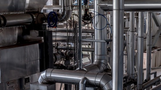 Pathways to regional energy transition in the Mediterranean area